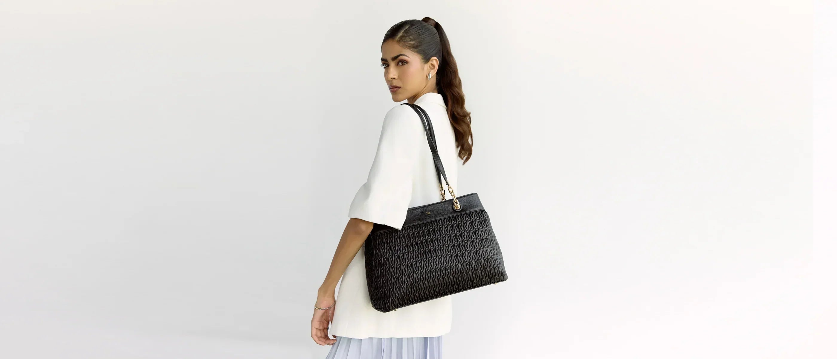 How to Style Your Hie Bella Collection Tote Bag with Different Outfits