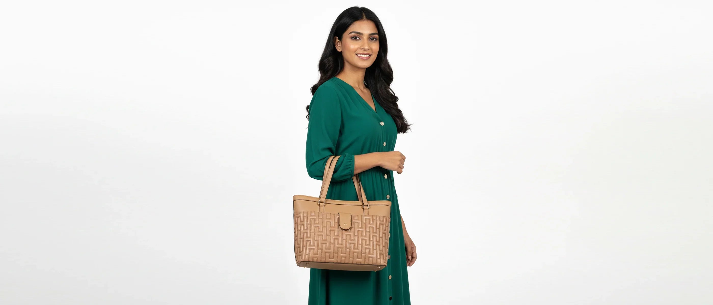 Personalized Tote Bags: The Most Meaningful Valentine’s Day Gift for Her