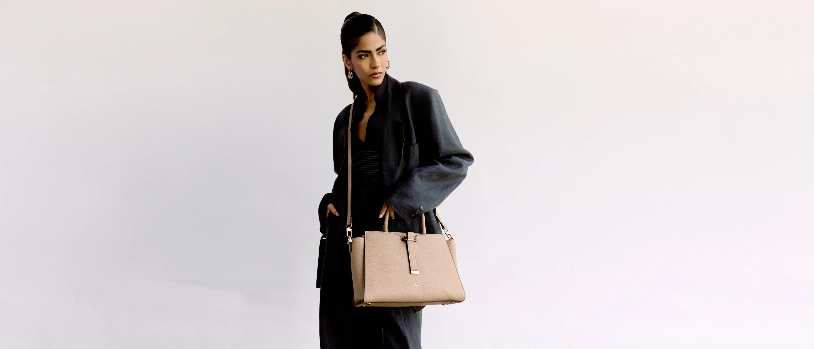 5 Reasons Women Love Getting Handbags as Christmas Gifts