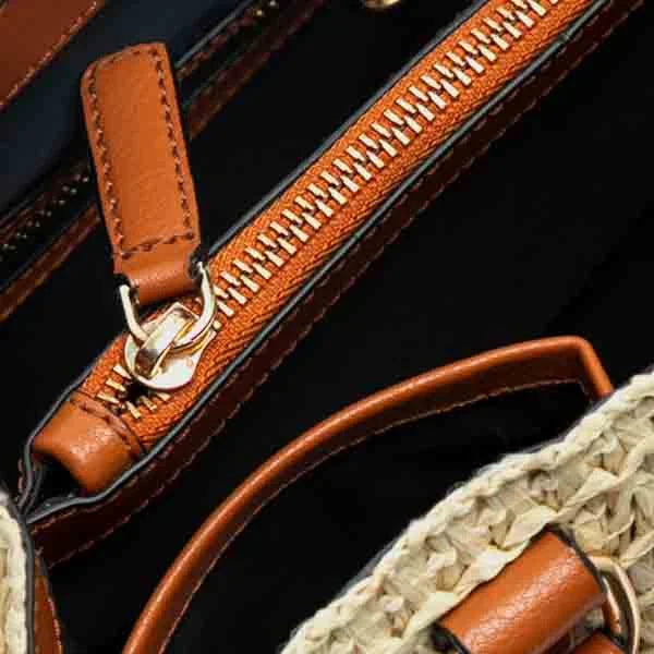 Mara Crossbody